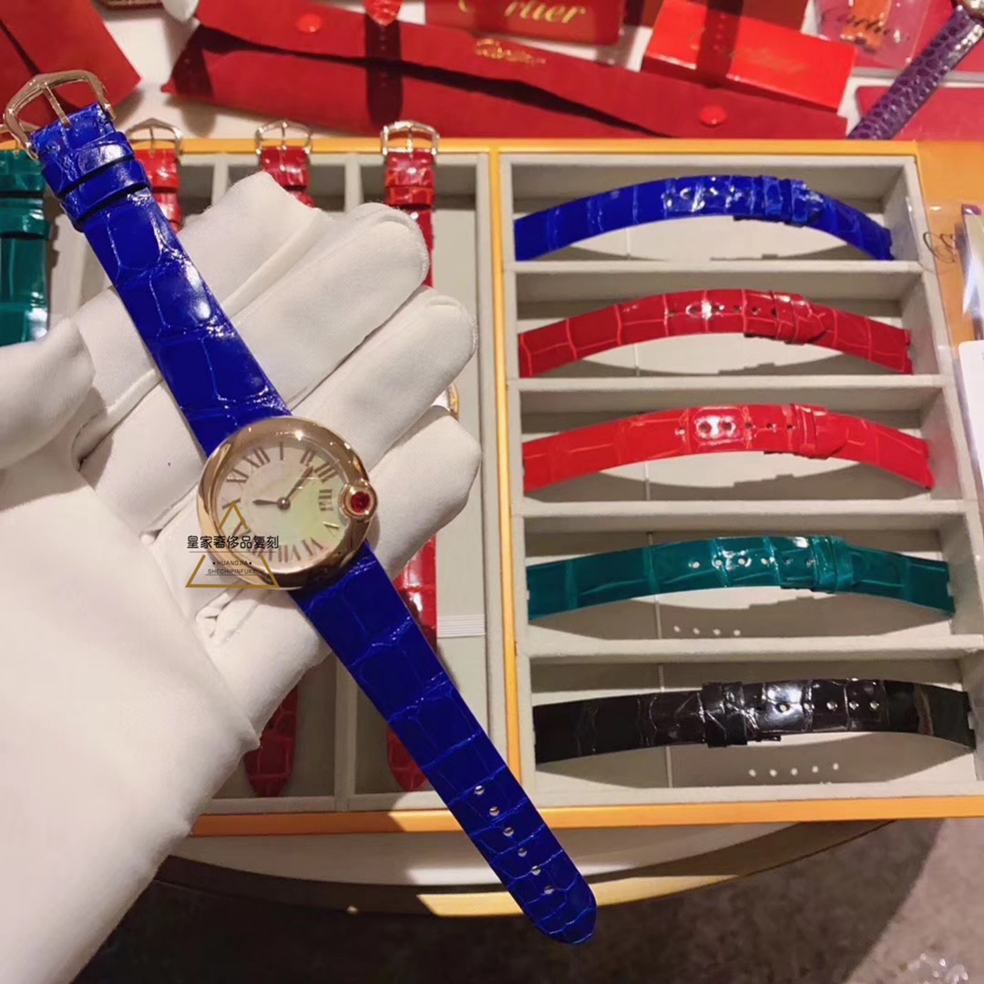 Cartier 卡地亚告白气球，多种颜色鳄鱼皮选择，完美之物，无任何 的女表