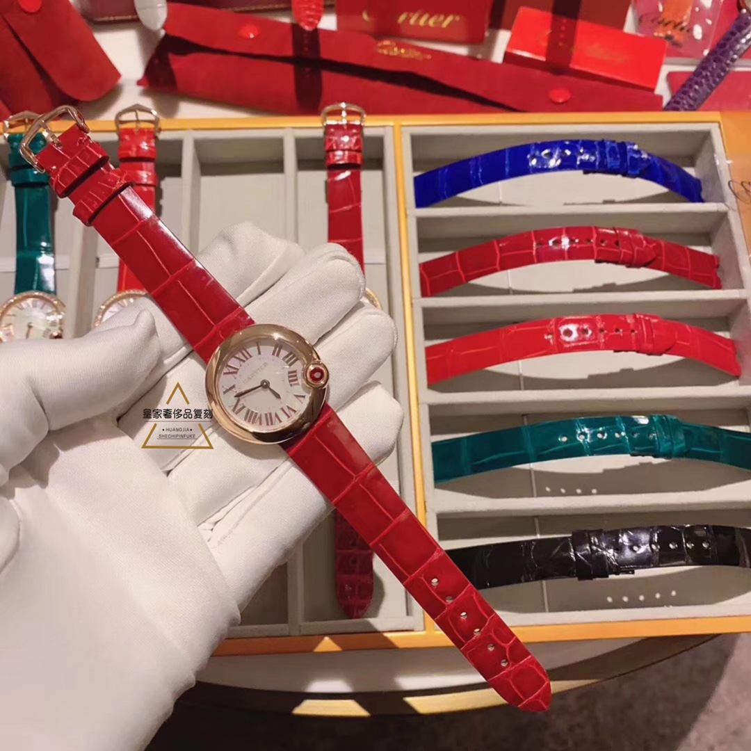 Cartier 卡地亚告白气球，多种颜色鳄鱼皮选择，完美之物，无任何 的女表