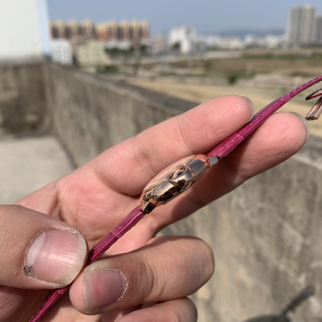 Cartier 卡地亚蓝气球系列28尺寸腕表