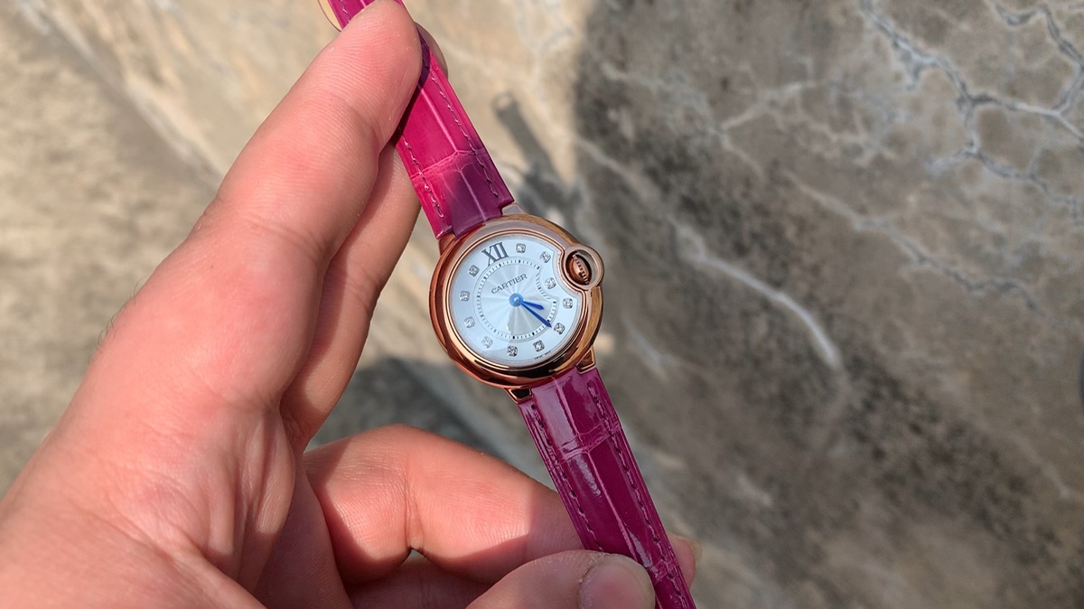 Cartier 卡地亚蓝气球系列28尺寸腕表视频欣赏