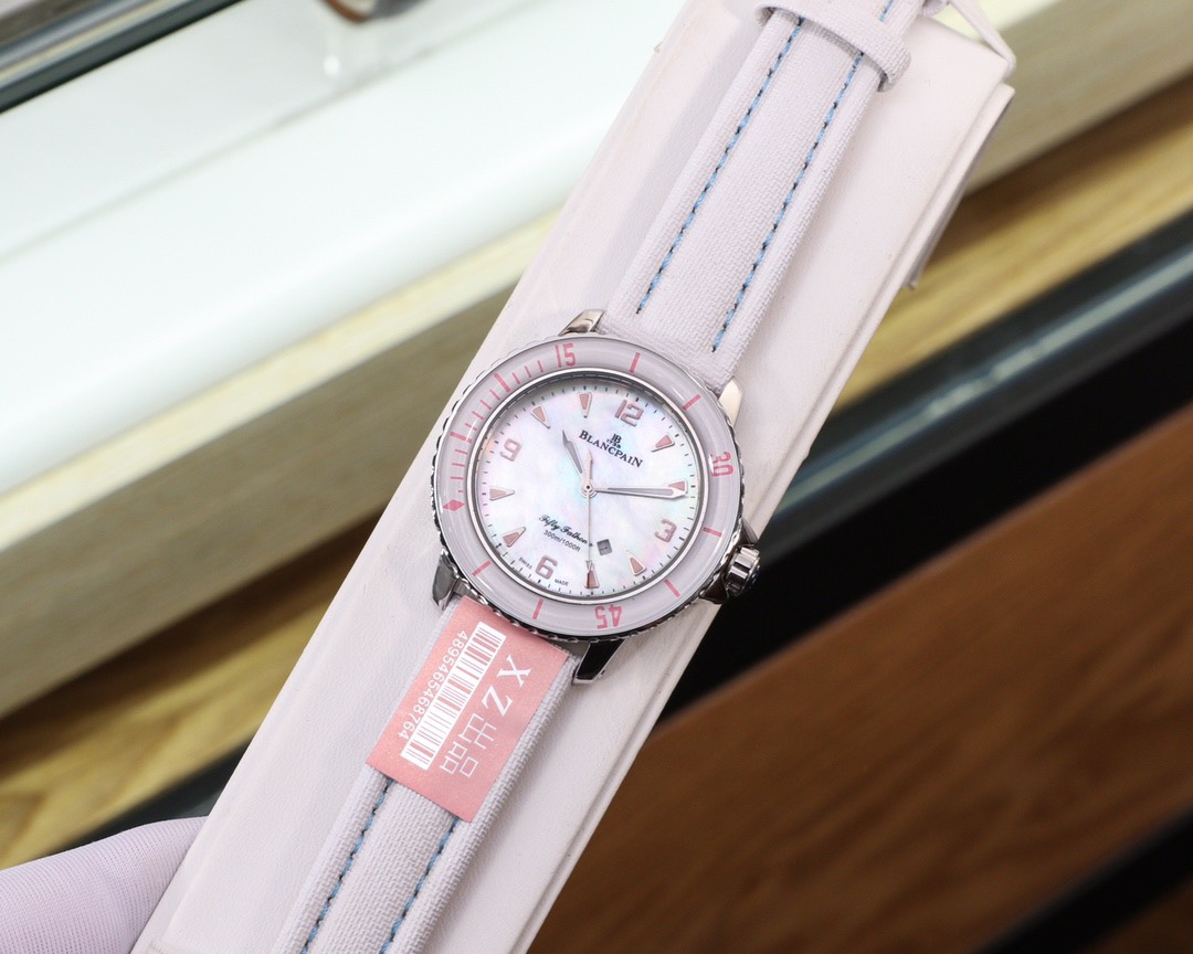 2020 Valentine’s Women’s Wristwatch: Elegant, Durable, and Timeless Beauty - 图片 6