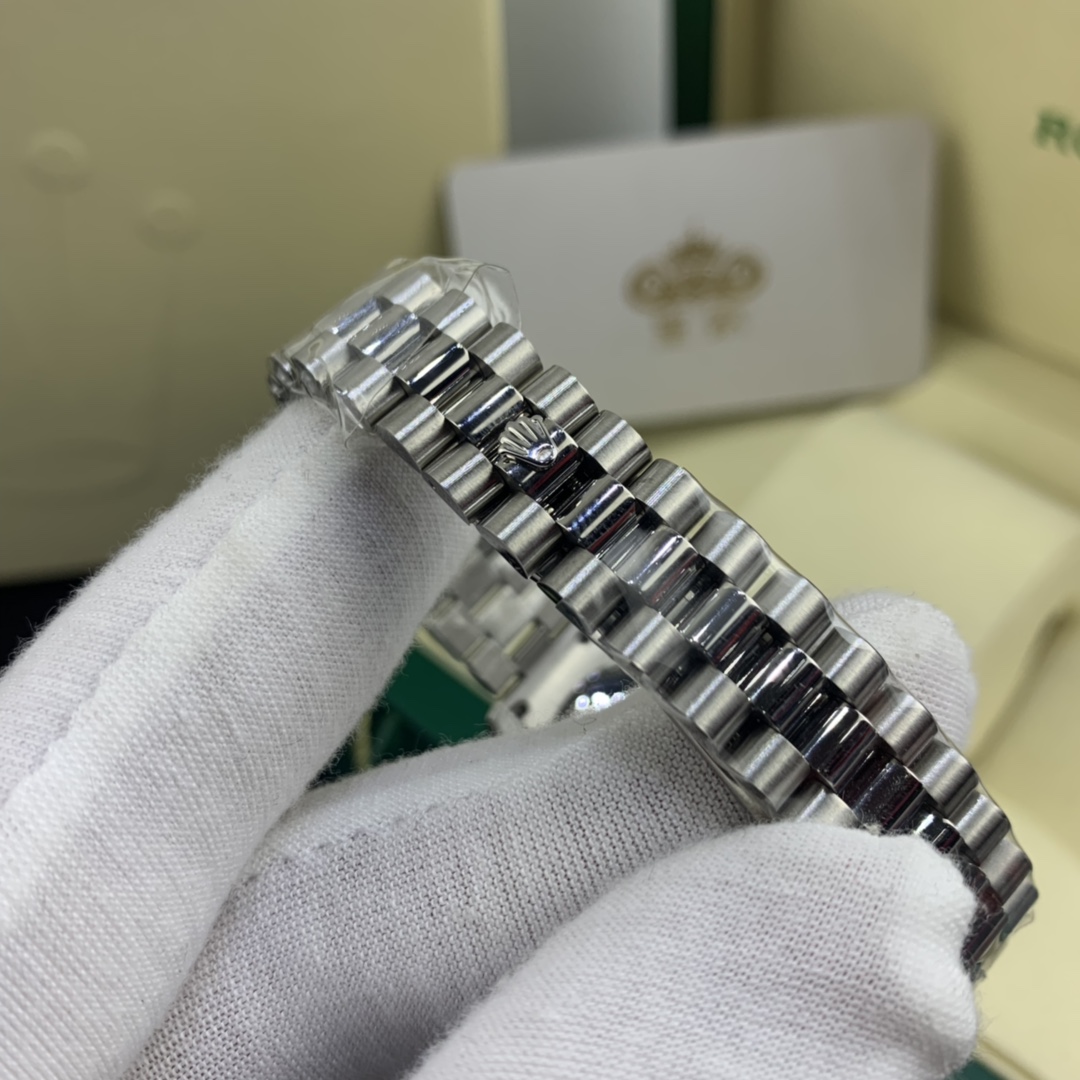 Rolex 皇家 劳力士日志系列28尺寸镶钻女款腕表