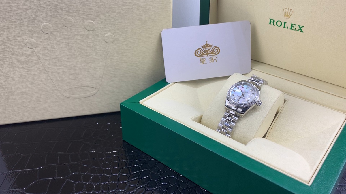 Rolex 皇家 劳力士日志系列28尺寸镶钻女款腕表视频欣赏