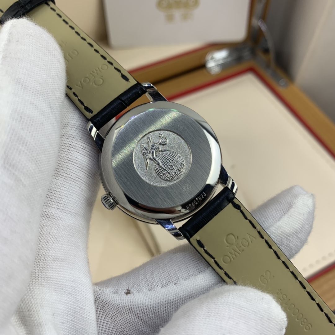 Omega 皇家 欧米茄蝶飞系列轨道女款腕表