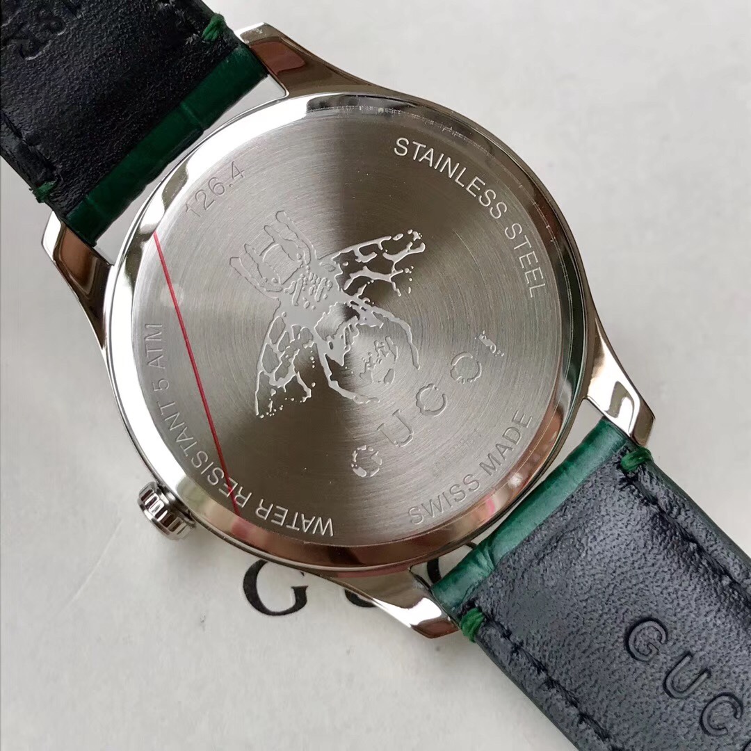 Gucci 古驰 最新月相石英女表 36毫米抛光不锈钢薄表壳 搭配interlocking G表冠