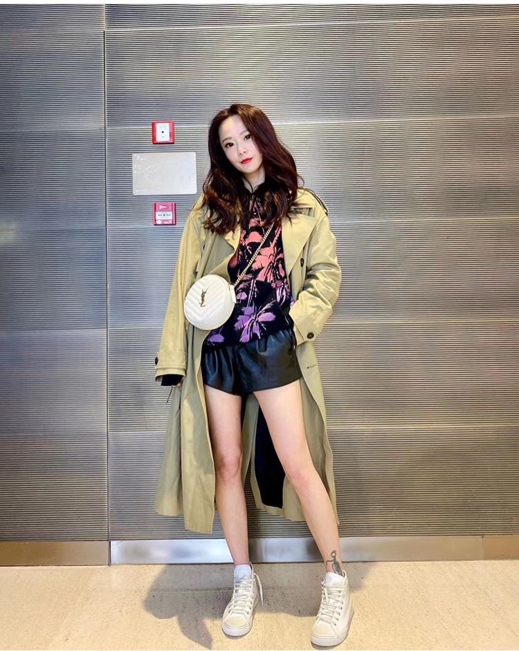 Saint laurent Ysl 最新VINYLE鱼子酱小圆包 610436白色