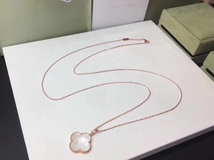 Van Cleef & Arpels Haute Joaillerie Fine Jewelry Earrings Necklace Ring 5