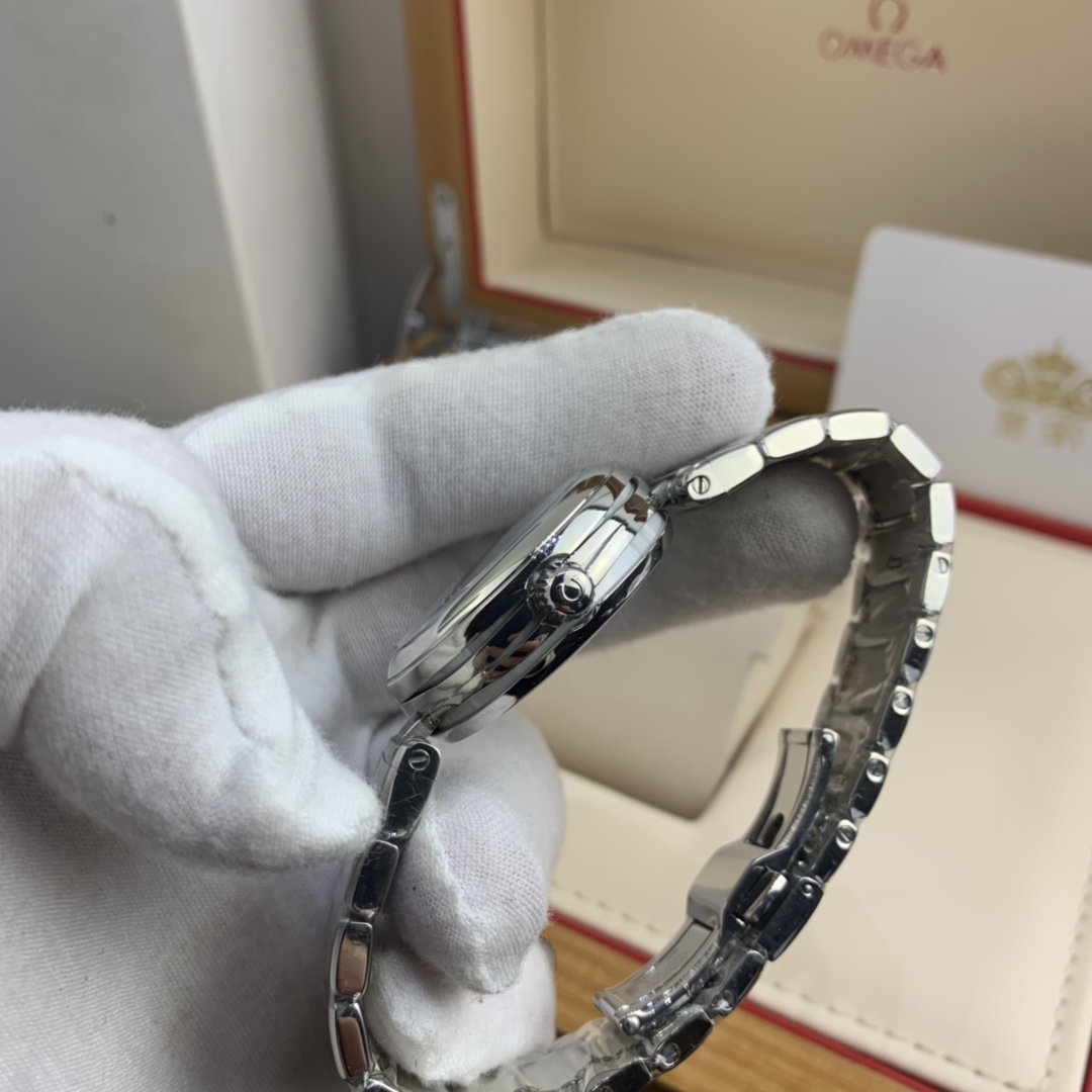 Omega 皇家 欧米茄鸟巢系列女款腕表