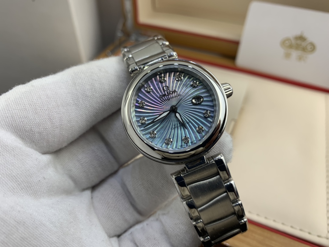 Omega 皇家 欧米茄鸟巢系列女款腕表