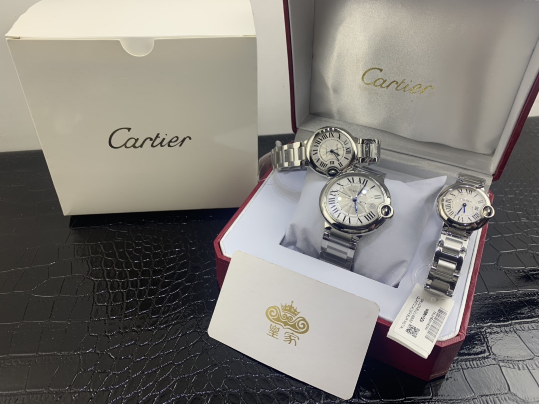 Cartier 卡地亚大小中蓝气球，尺寸28mm，33mm，42mm