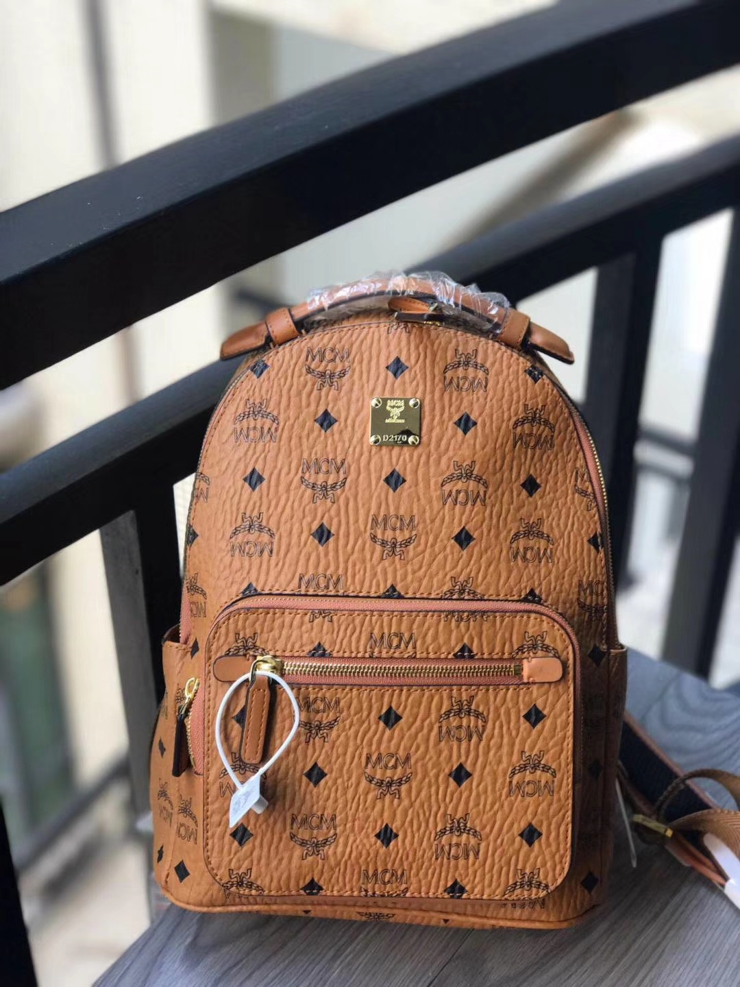 Top quality 💐 2020 new 🆕 Stark Visetos 🎒 backpack. This backpack inherits all the beloved features of the Stark backpack, with a more rounded shape and embossed pattern. The interior compartments make it convenient to store your notebook 💻, laptop, or tablet. Size: 27x33x12cm. image 1