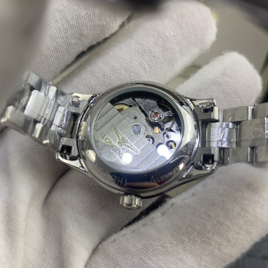 Longines 皇家 浪琴军旗系列女款腕表