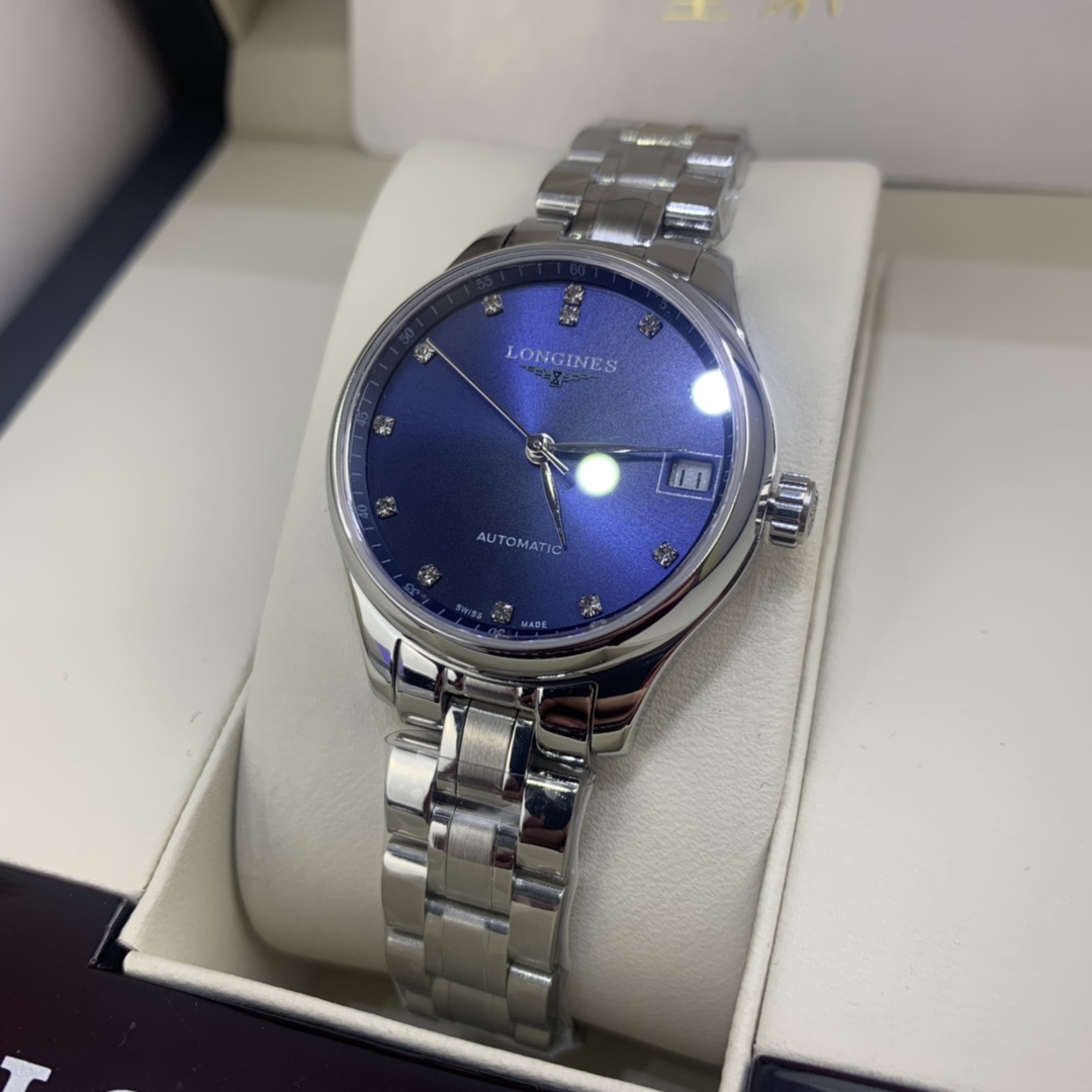 Longines 皇家 浪琴军旗系列女款腕表