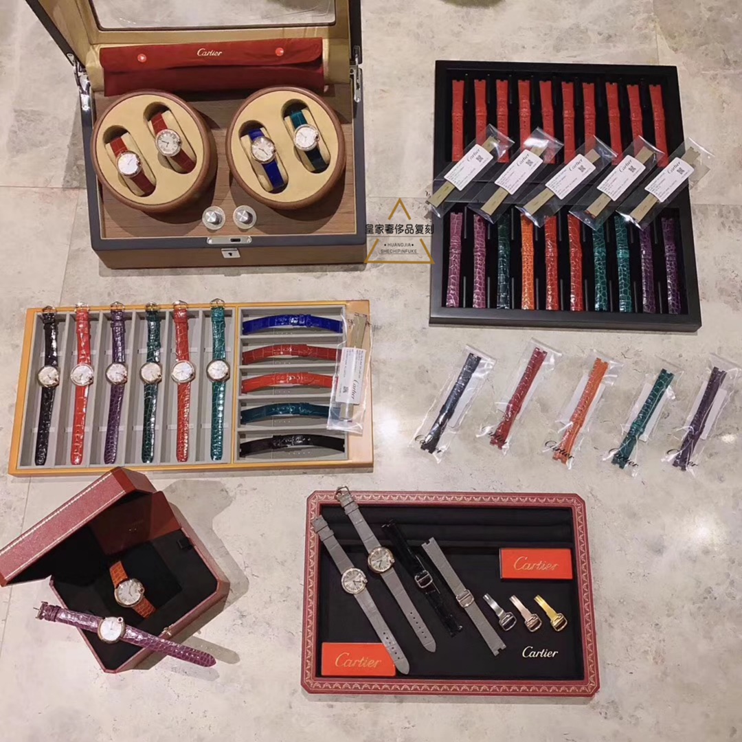 Cartier 卡地亚最完美告白气球手表 新春特别款 珍珠贝壳字面 2 罗马数字 刻度 卡地亚因英文logo 为玫瑰金色 玫瑰金闪粉效果 3宝石 酒红色 4酒红色 美洲短吻鳄鱼皮表带 直径尺寸:30mm