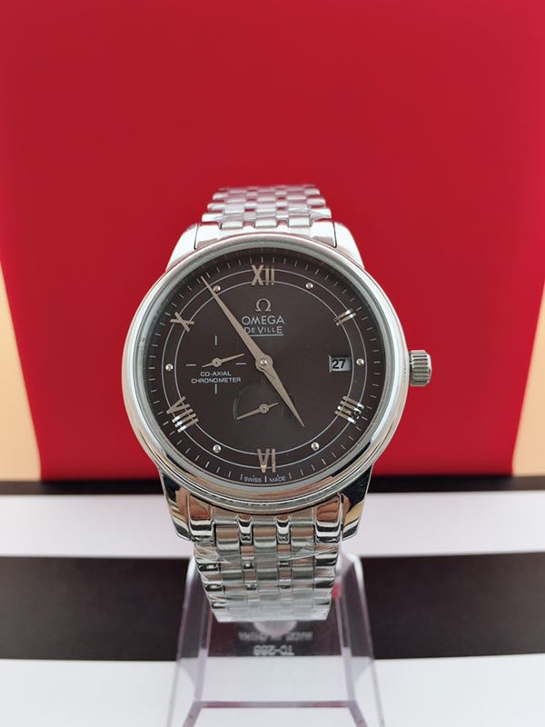 L0  p  欧米茄  Omega  经典蝶飞帅气四针多功能6点位动力显示 9点位小秒功能 精品男士腕表 尊贵大气～绅士风范，高端矿物质防刮镜面玻璃，配置316L精钢表壳，精刚表带，全自动进口机械机芯  尺寸：40mm11mm 巅峰之作超越平凡 精湛技艺精心打造速来订购