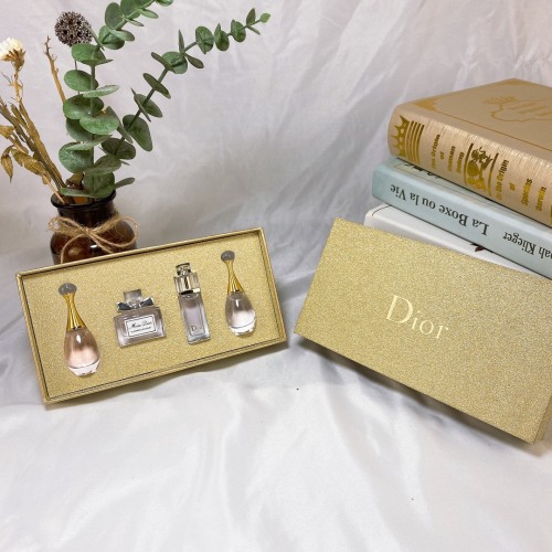 Dior Perfume Set - 4 Miniature Fragrances, Golden Box, No Spray Nozzles 7 Dior Perfume Set - 4 Miniature Fragrances, Golden Box, No Spray Nozzles