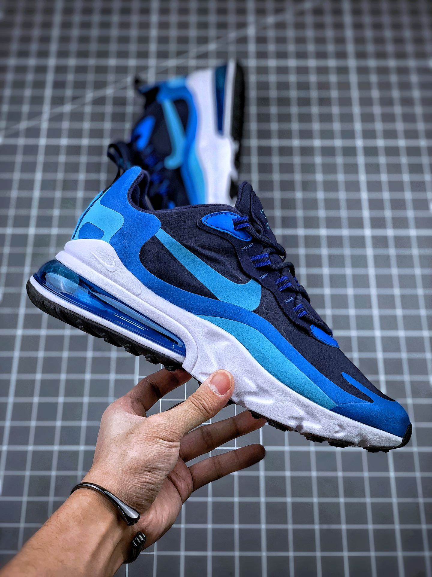 130 史诗级  持续输出   Air Max 270 React  原盒二维码原标 扫描秒进官网