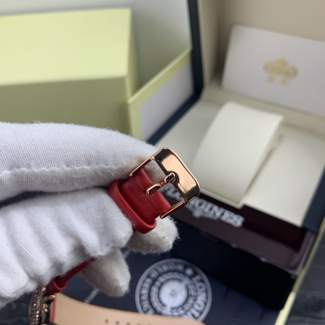 Unknown 皇家 施华洛世奇鼠年红色女表