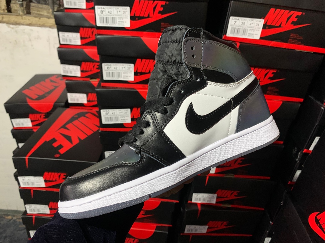 爆款  130 公司级 Air Jordan 1 Mid AJ1 黑绿松石变色龙篮球鞋 BQ6472-009