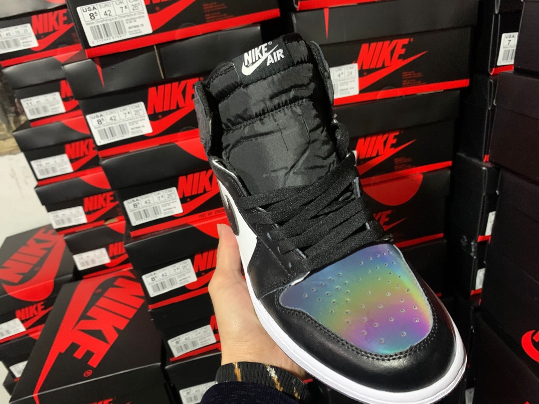 爆款  130 公司级 Air Jordan 1 Mid AJ1 黑绿松石变色龙篮球鞋 BQ6472-009