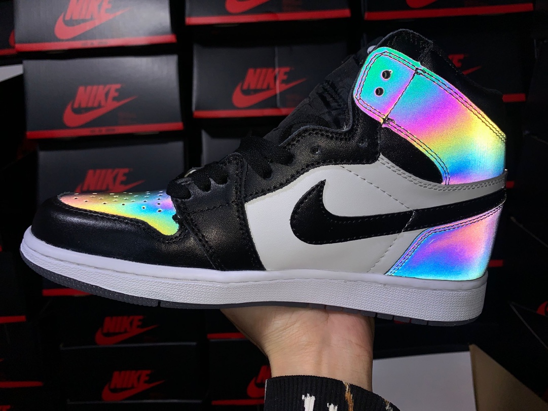 爆款  130 公司级 Air Jordan 1 Mid AJ1 黑绿松石变色龙篮球鞋 BQ6472-009