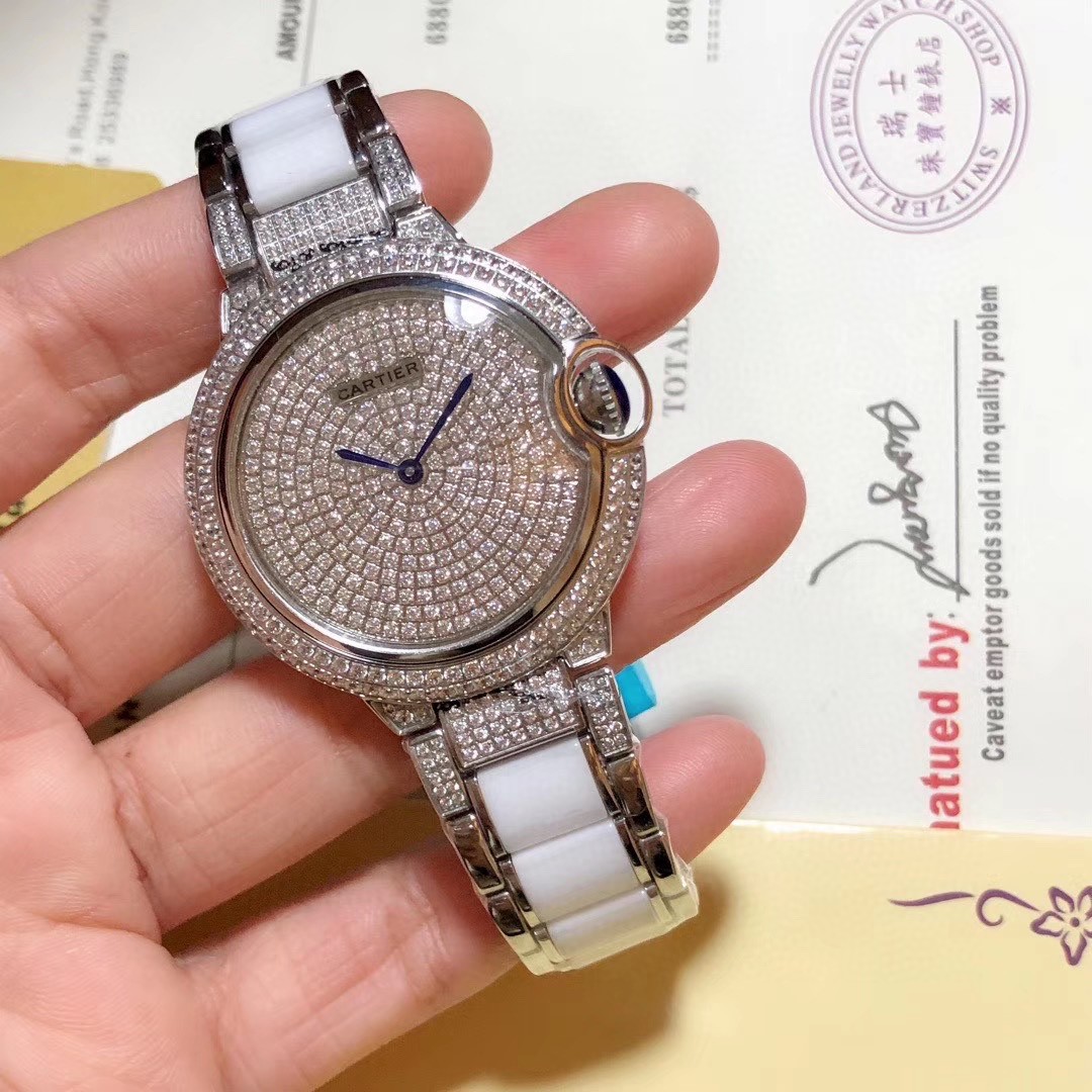 Cartier 奢华版 陶瓷间钢女款腕表 惯有的优雅演绎 表带钢间陶瓷 采用氧化锆陶瓷