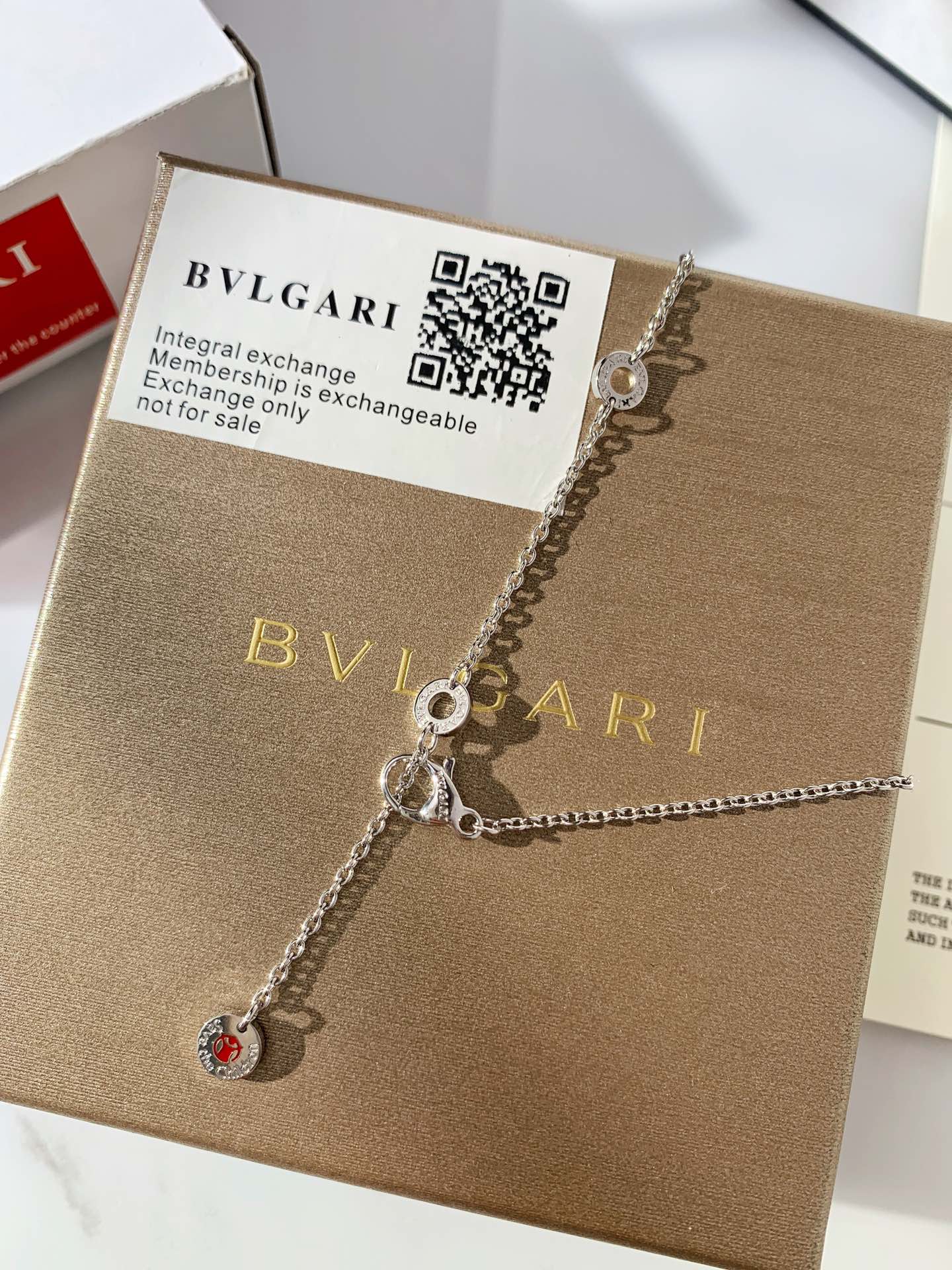 BVLGARI宝格丽慈善款小红人项链