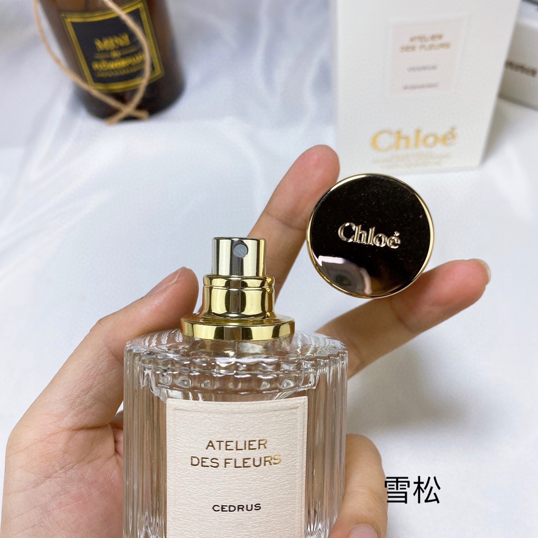 Chloé Atelier des Fleurs Cedrus Eau de Parfum - 50ml 3 i1583390687 278 2