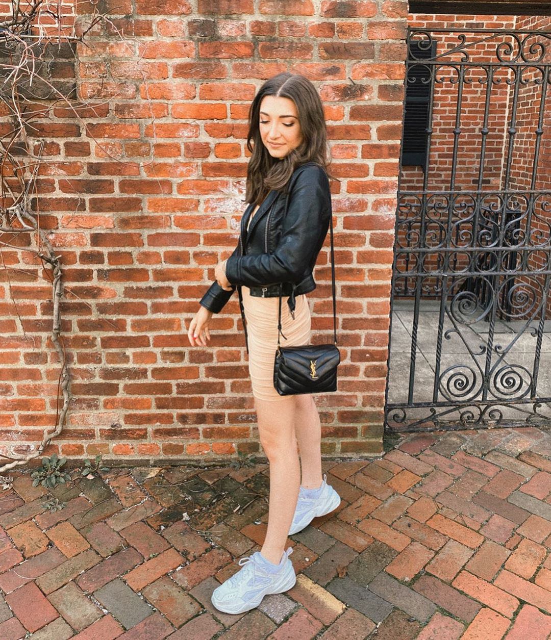 YSL LouLou 20CM 迷你斜挎包 467072黑色/金扣