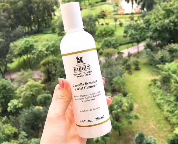 Kiehl's Centella Sensitive Facial Cleanser - Gentle & Soothing for Sensitive Skin 1 Kiehl's Centella Sensitive Facial Cleanser - Gentle & Soothing for Sensitive Skin