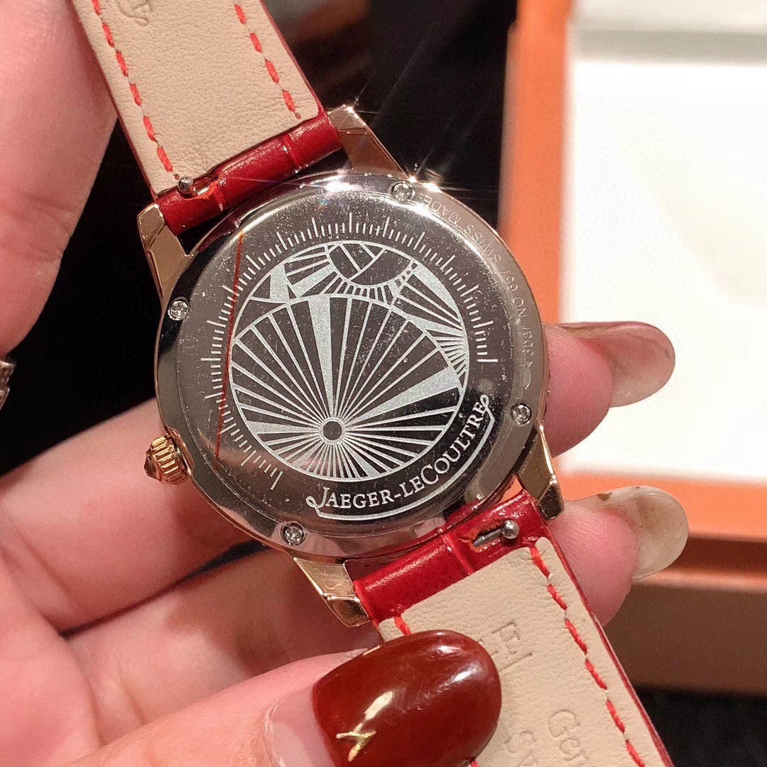 Cartier 积家-Jaeger-LeCoultre DAZZLING RENDEZ- VOUS MOON红钻约会系列月相珠宝腕表
