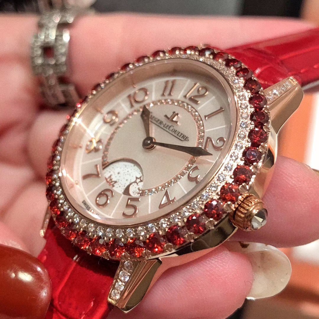 Cartier 积家-Jaeger-LeCoultre DAZZLING RENDEZ- VOUS MOON红钻约会系列月相珠宝腕表