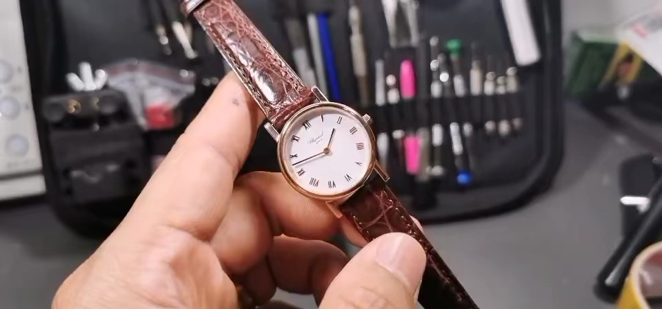 Chopard 萧邦 小巧女款腕表视频欣赏