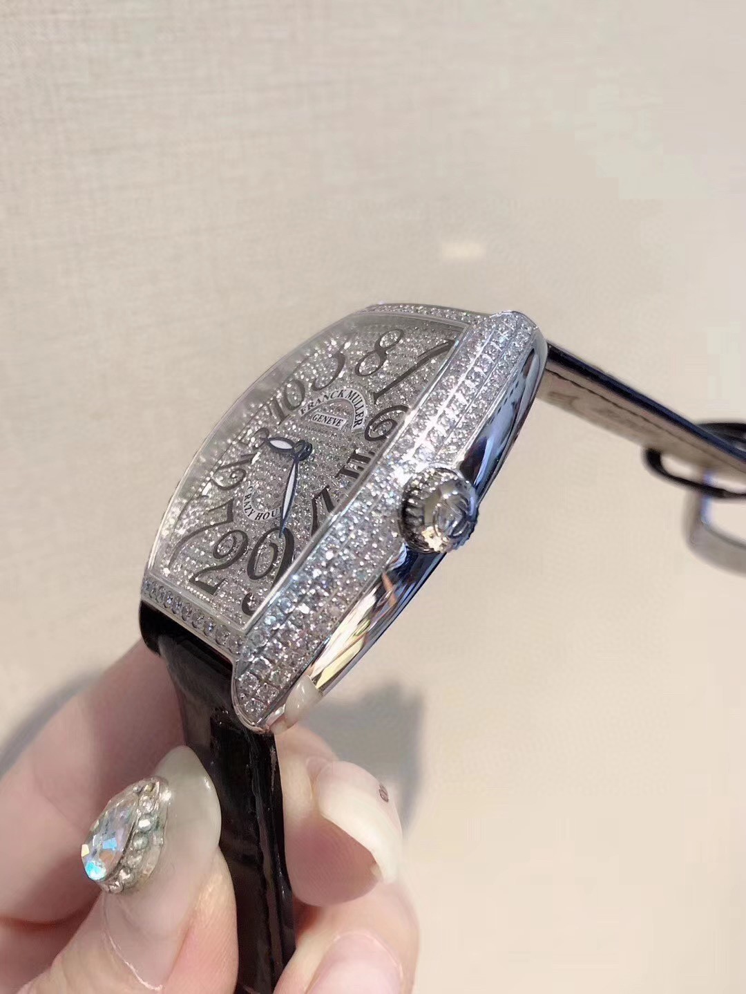 Unknown 法兰克穆勒 Franck Muller 疯狂时间 奢华 是世界知名的高级腕表品牌⌚