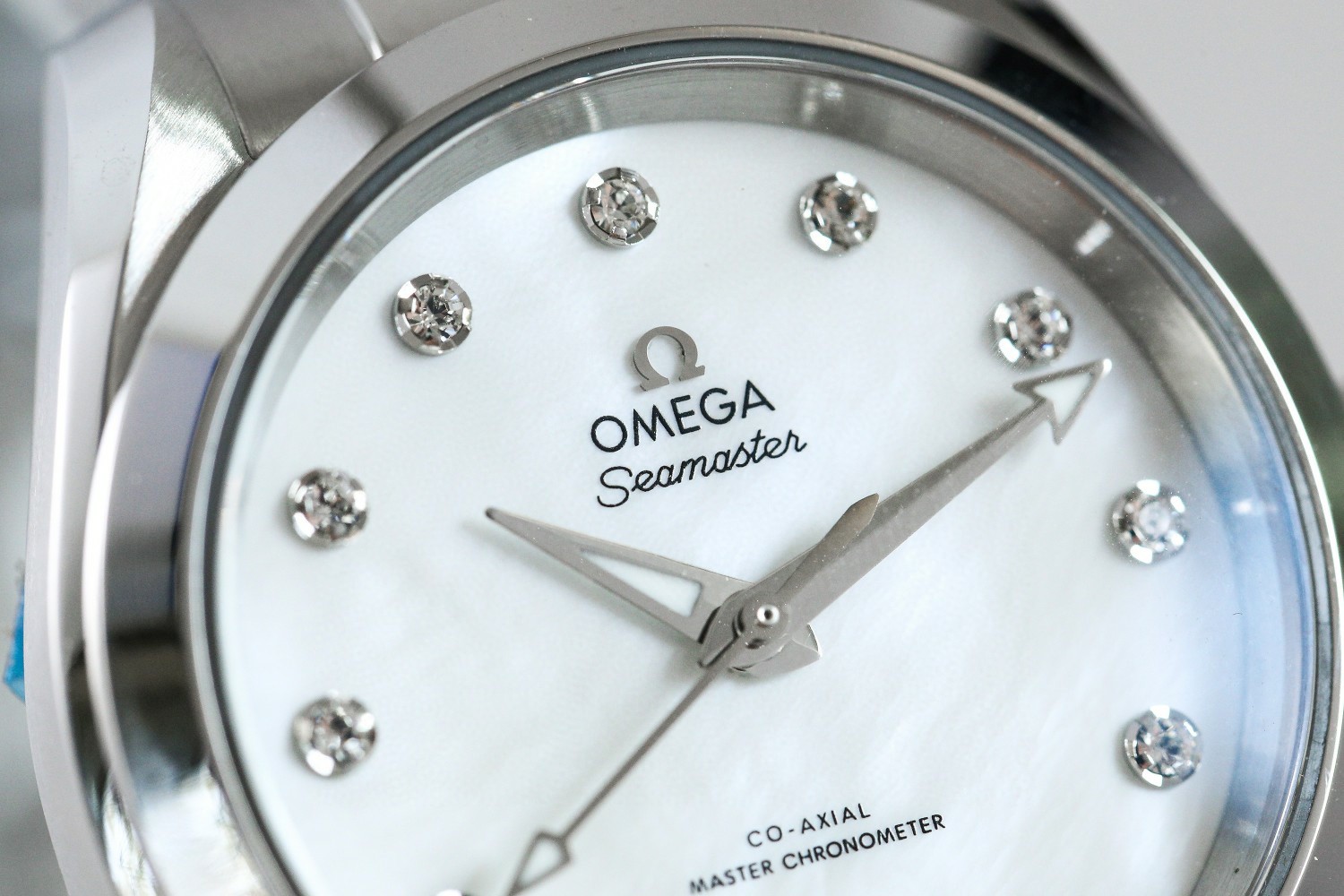 Omega 皇家巨献 欧米茄海马150m女士机械腕表-34mm，搭载8800自动机械机芯，316精钢表壳表带，商务女神