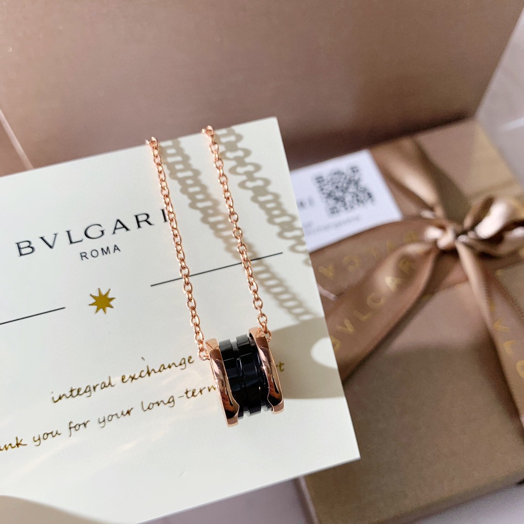 BVLGARI宝格丽经典款黑白陶瓷项链