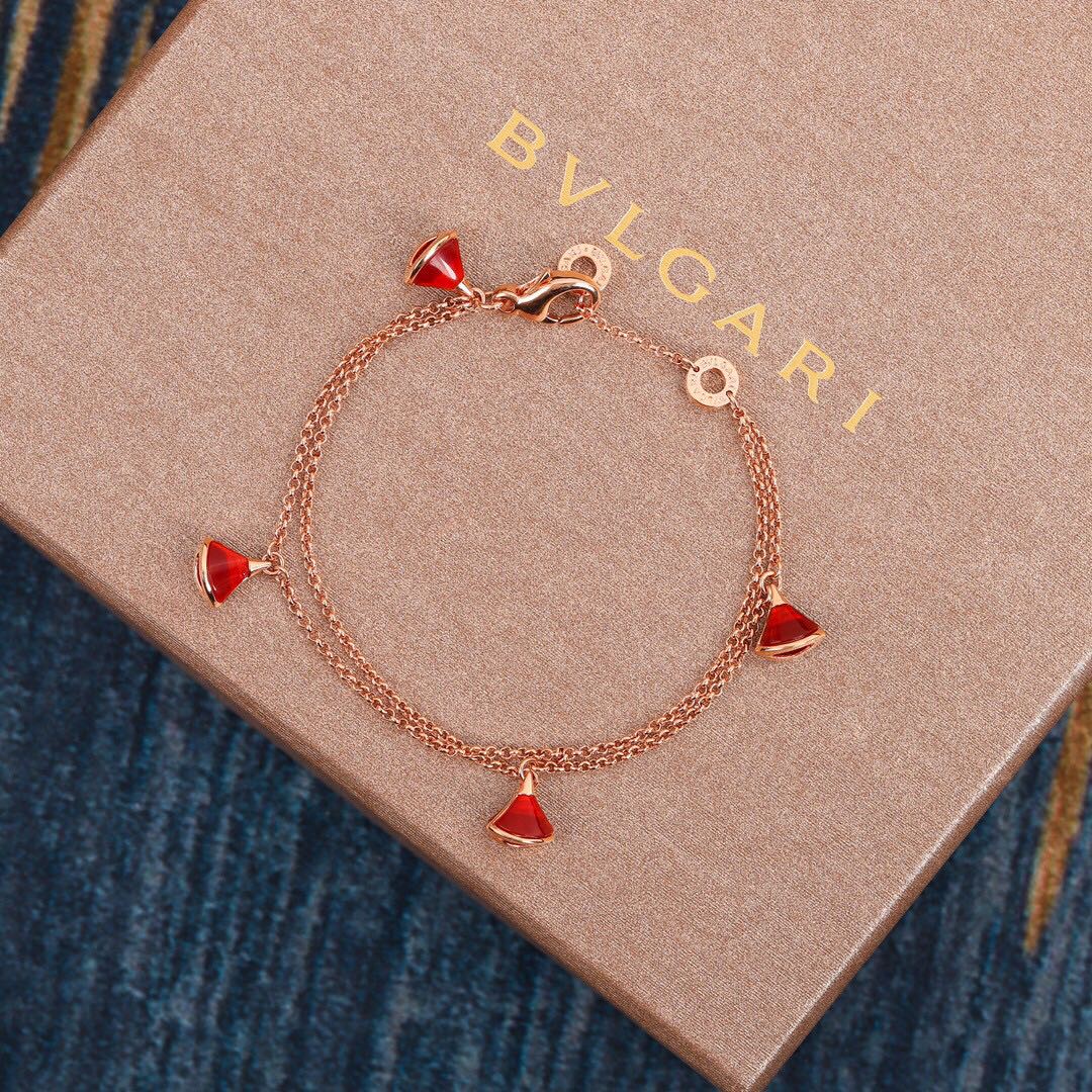 [Bulgari Jewelry]18662 four-color skirt hand BVLGARI BVLGARI DIVAS Bvlgari Fan