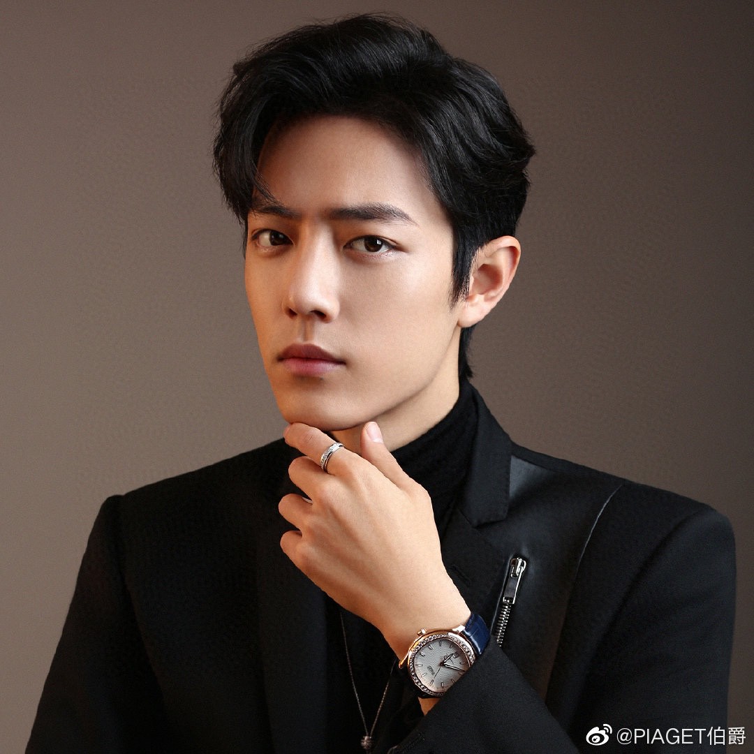 NO:633869,Stars such as Xiao Zhan, Yi Yang Qianxi, Hu Ge, Zhu Zhengting, etc. perform Count*Earl's classic ring, ring, Cartier high-end jewelry19860909肖战易烊千玺胡歌朱正廷等明星演绎伯*爵经典戒指,,ring,卡迪亚高端饰品,Jewelry