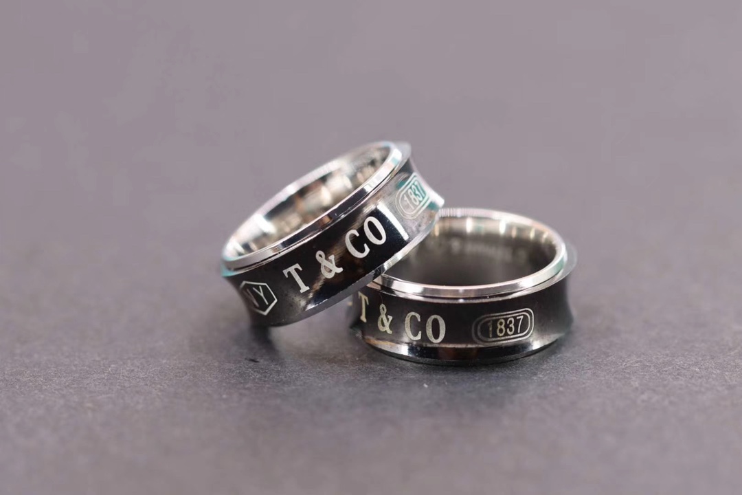 Tiffany & Co. Tiffany&Co. 1037钛金戒指