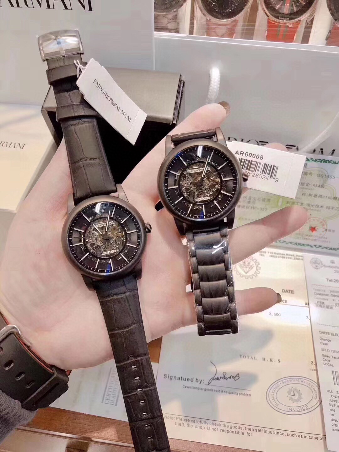 💰125原单品质也有
阿玛尼手表男表AR60008      匠心独具   黑钢炫酷    潮流镂空设计  富有现代艺术性的华美镂空    进口牛皮表带      针扣  矿物质水晶镜面   全自动机械男表
42mm*13mm。