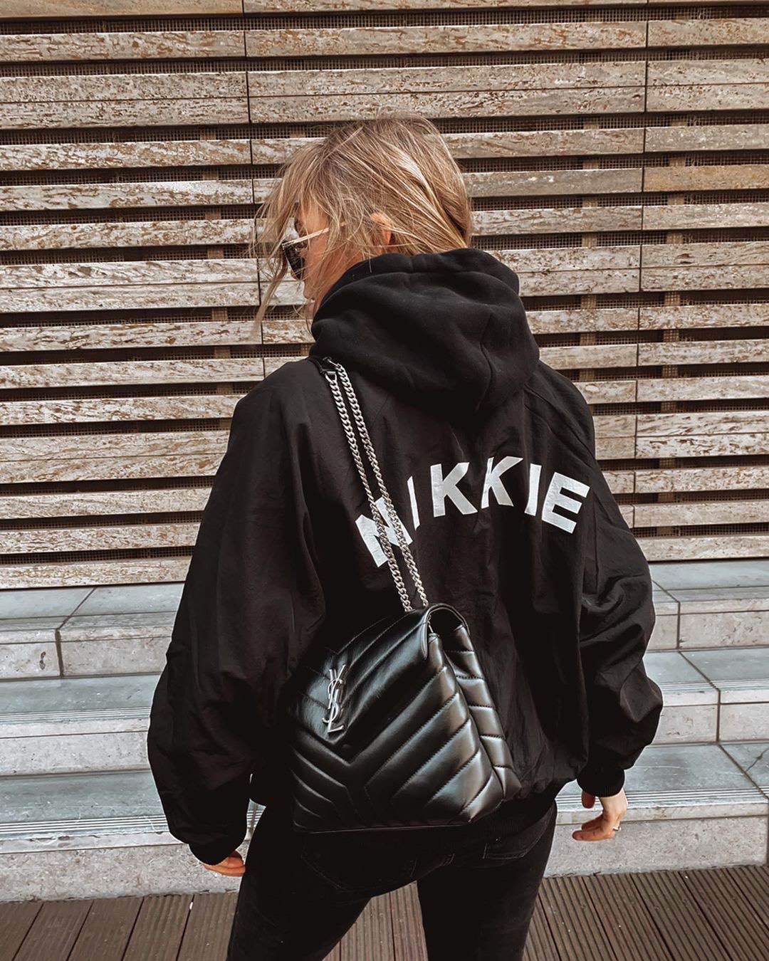 YSL LOULOU 23CM Y型绗缝链条包 494699黑色/银扣