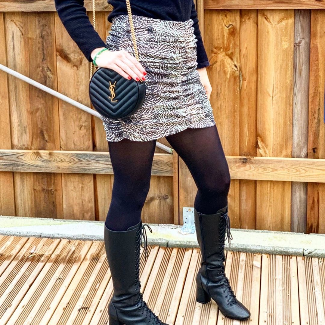 Saint laurent Ysl 最新VINYLE鱼子酱小圆包 610436黑色