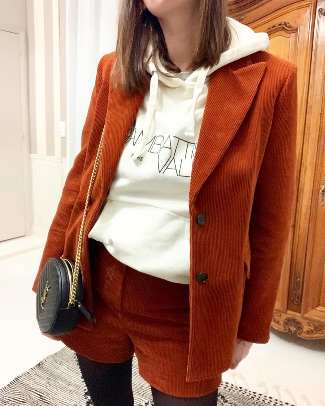 Saint laurent Ysl 最新VINYLE鱼子酱小圆包 610436黑色