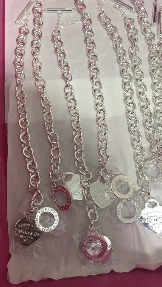 Tiffany & Co. 醒来第一件事旺柴