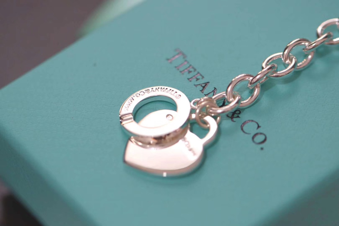 Tiffany & Co. Tiffany&Co. Heart Tag吊饰针扣粗手链