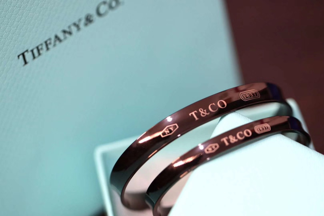 Tiffany & Co. 窄版 宽版