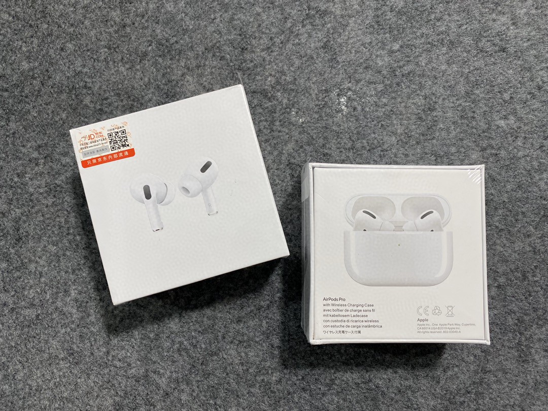 本地自取200!放店私聊
苹果AirPods Pro 三代耳机 京东版
黑喇叭网罩 支持改名定位!
带降噪页面 功能自由切换
完美支持共享音频 1.5石墨喇叭 音质小钢炮
真实电量显示 带出仓检测 拿出耳朵显示左右耳电量
完美匹配任何手机 游戏吃鸡语音零延迟
手机自带查找定位功能 稳定输出
原厂包装盒 四张说明书
赠送两副入耳胶塞 可自行更换
序列号全部支持查询 耳机全部显示正品带保修
本地报货赠送京东发票袋子 保护壳 气泡柱!
外观不磨花支持退换 耳机质保三个月 闪电售后!