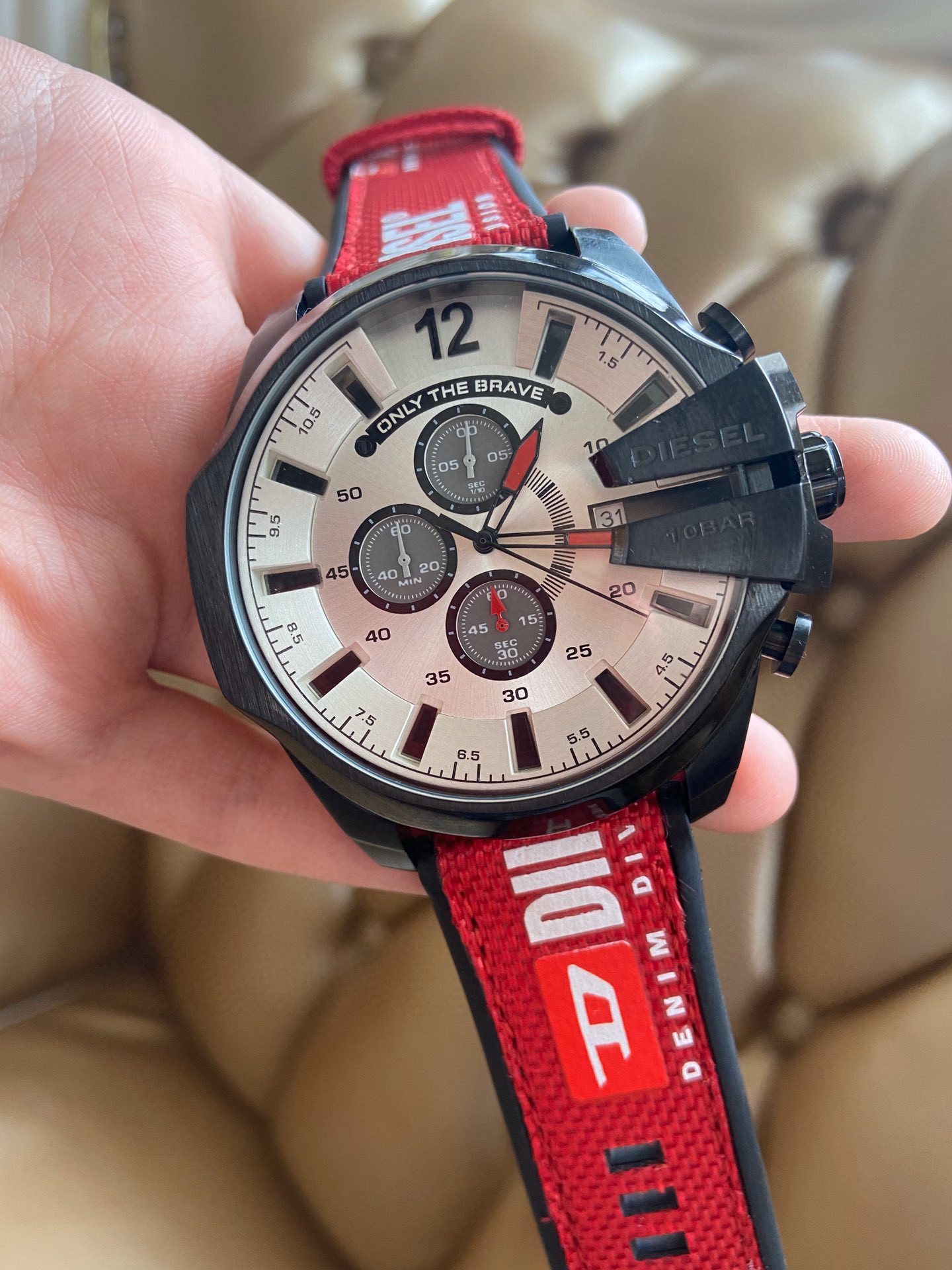 DIESEL DZ4512 Watch: Queen of Gentleman’s Spectrum, 51mm Size, Silicon Seat Belt