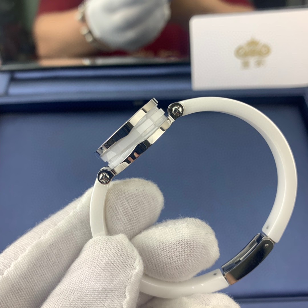 Bvlgari 皇家 宝格丽B.ZERO1系列陶瓷女表腕表