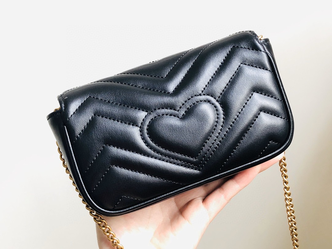 Gucci 24 new products debut in original leatherGG Marmont original leather series mini bag, convex shape artifact,cute design is more practical,